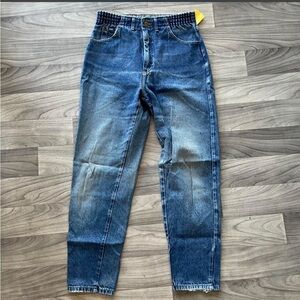 Vintage LEE stone wash high waistesd jeans 29” waist faded mom jeans 90s retro